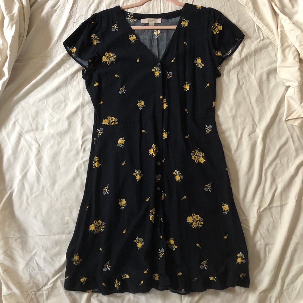 Loft navy and yellow flowered ruffle dress size 6